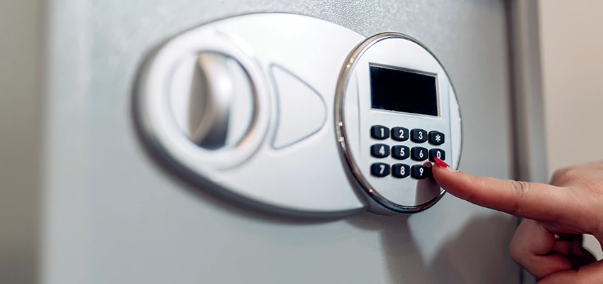 Jewelry Safe Cracking in Valley Center, California