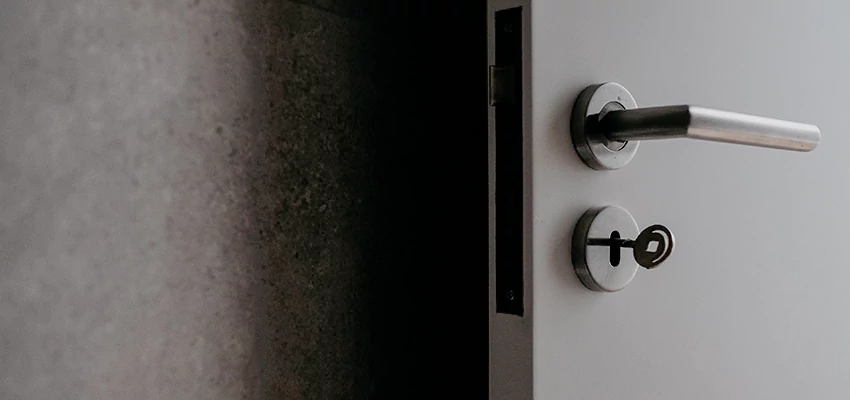 Front Door Handle Repair And Installation in Valley Center, CA